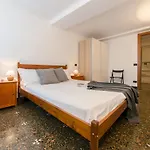 Joivy Colorful Flat For 5 Close To Piazza De Ferrari 公寓