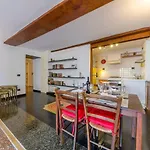 Joivy Colorful Flat For 5 Close To Piazza De Ferrari *