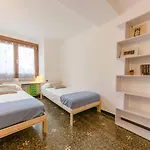 Joivy Colorful Flat For 5 Close To Piazza De Ferrari 公寓 *