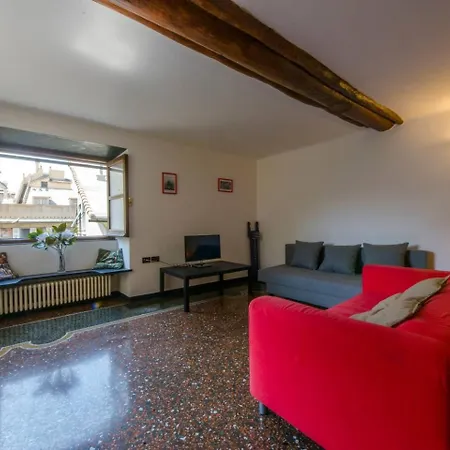 Joivy Colorful Flat For 5 Close To Piazza De Ferrari