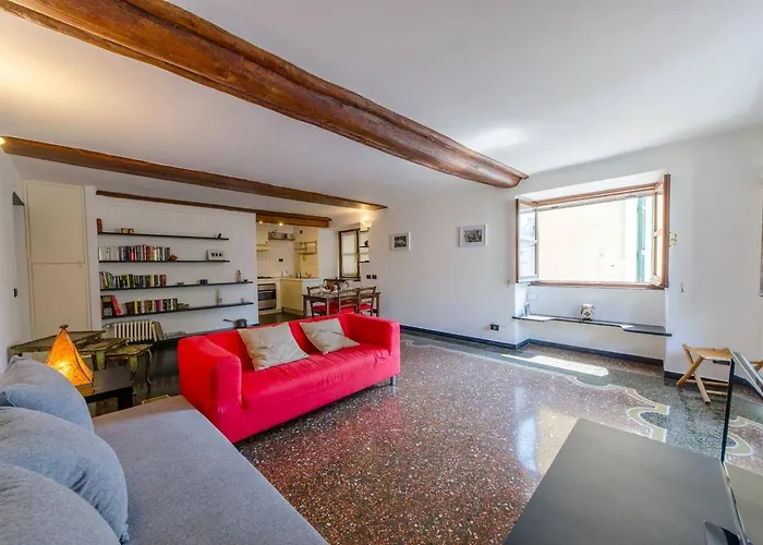 Joivy Colorful Flat For 5 Close To Piazza De Ferrari Genoa