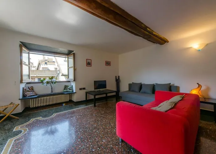 Joivy Colorful Flat For 5 Close To Piazza De Ferrari