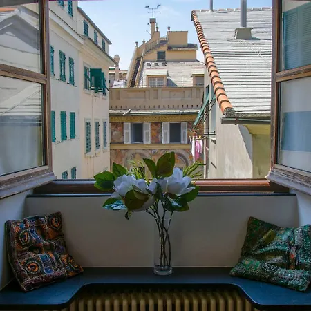 Joivy Colorful Flat For 5 Close To Piazza De Ferrari Appartamento *