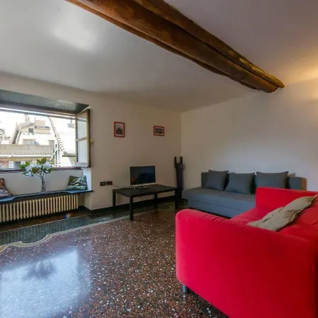 Joivy Colorful Flat For 5 Close To Piazza De Ferrari